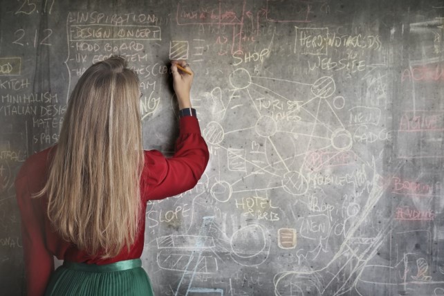 Incontro formativo tributario gratuito c/o il Comune di Casal Velino (SA) Aula Consiliare - La riforma delle entrate locali a fronte dell'attuazione della Legge Delega fiscale.